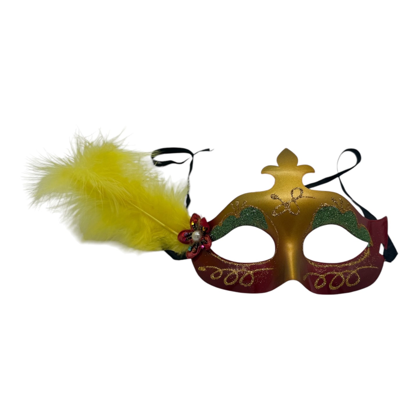 rood/geel masker met groene wimpers en een gele veer