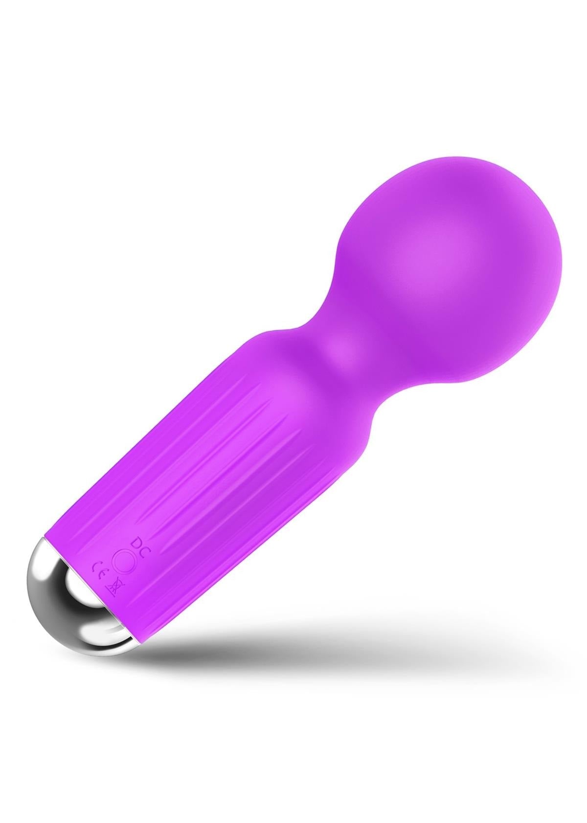 Boysoftoys - 22-00040 - Mini Massager vibrator - 20 Functions - Silicone - 11 cm - dia 3,7 cm - Rechargeable - attractive Colour windowbox - Purple