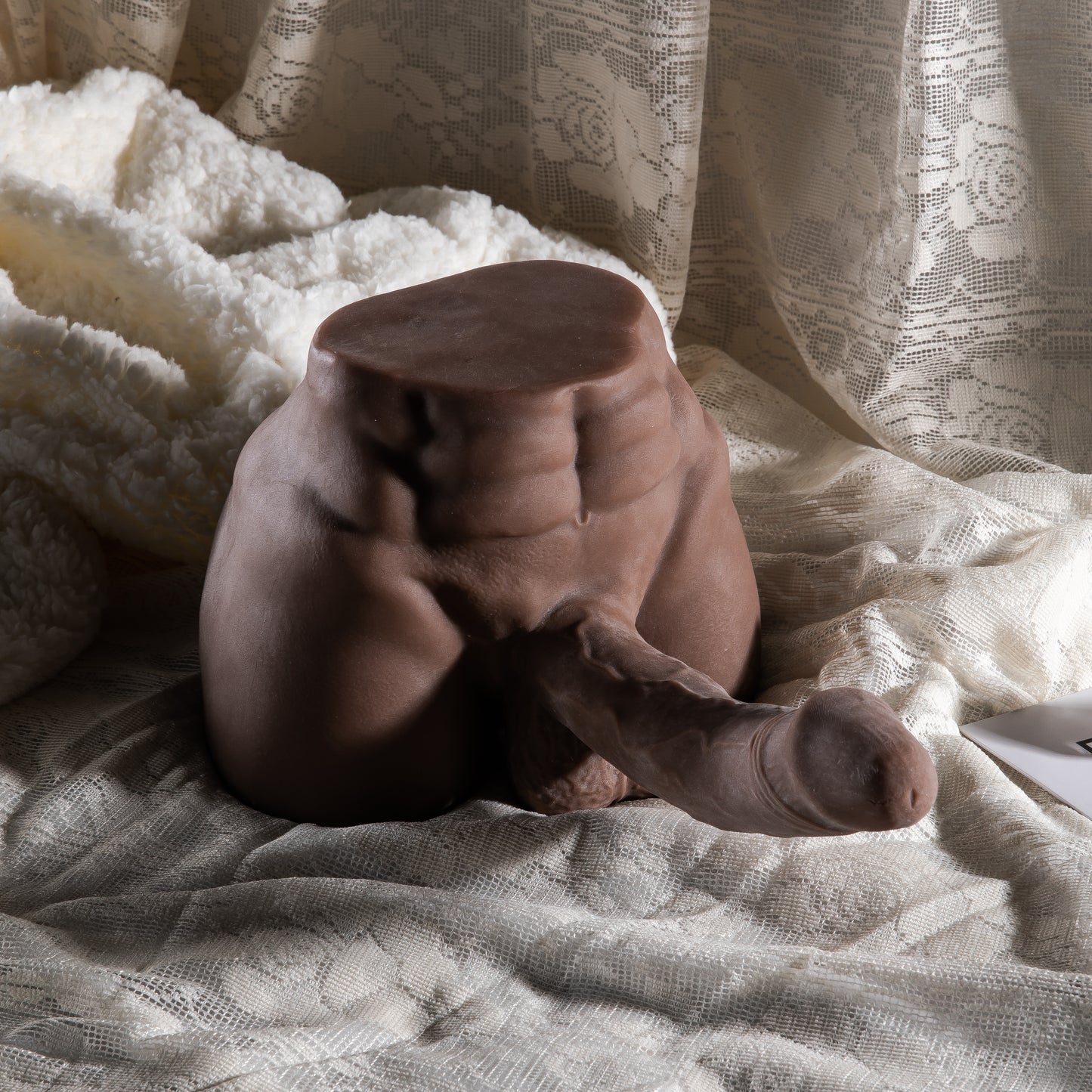 Bruin Getinte Body Masturbator met Grote Penis – 2.7 kg Heavy Realistisch Design voor Premium Ervaring