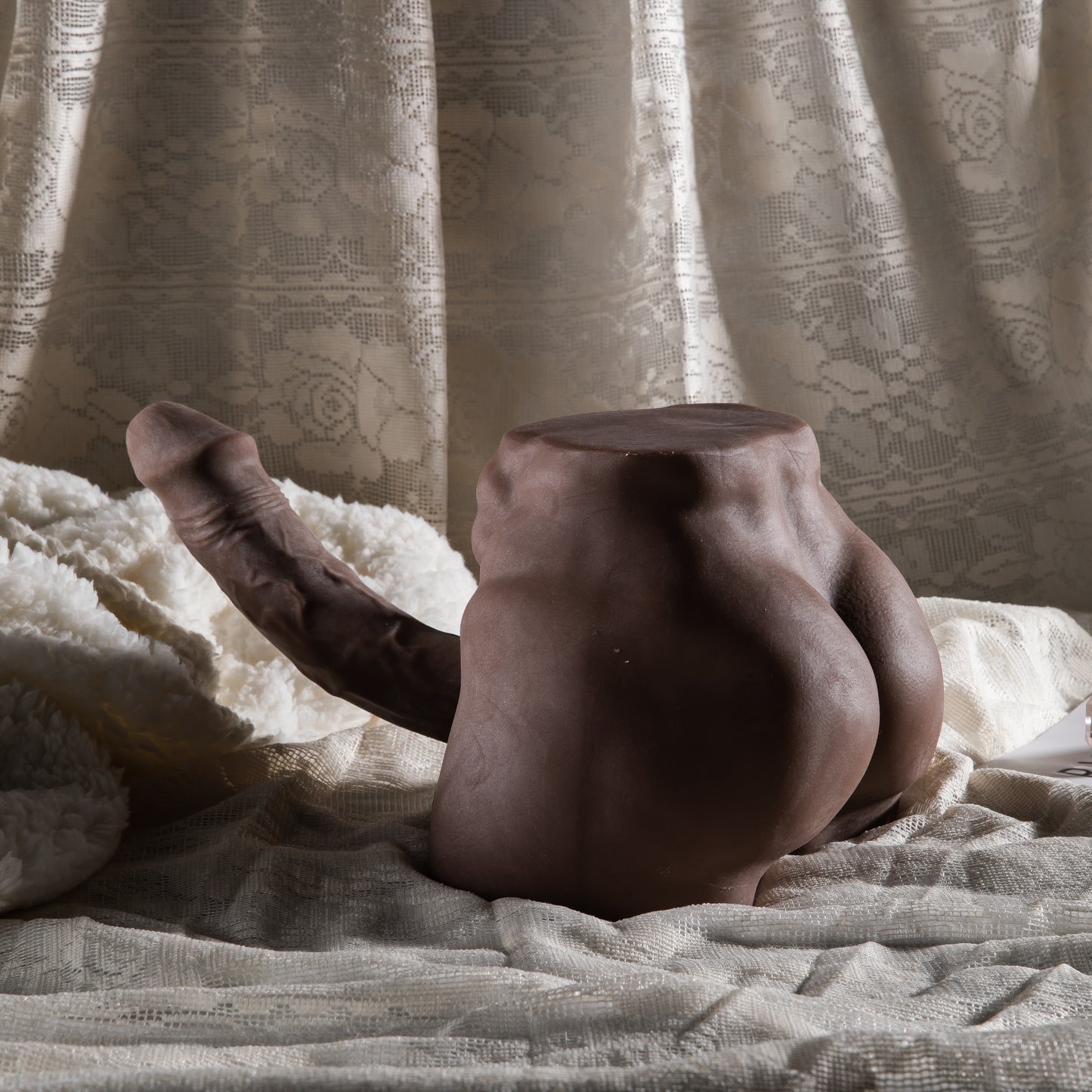 Bruin Getinte Body Masturbator met Grote Penis – 2.7 kg Heavy Realistisch Design voor Premium Ervaring