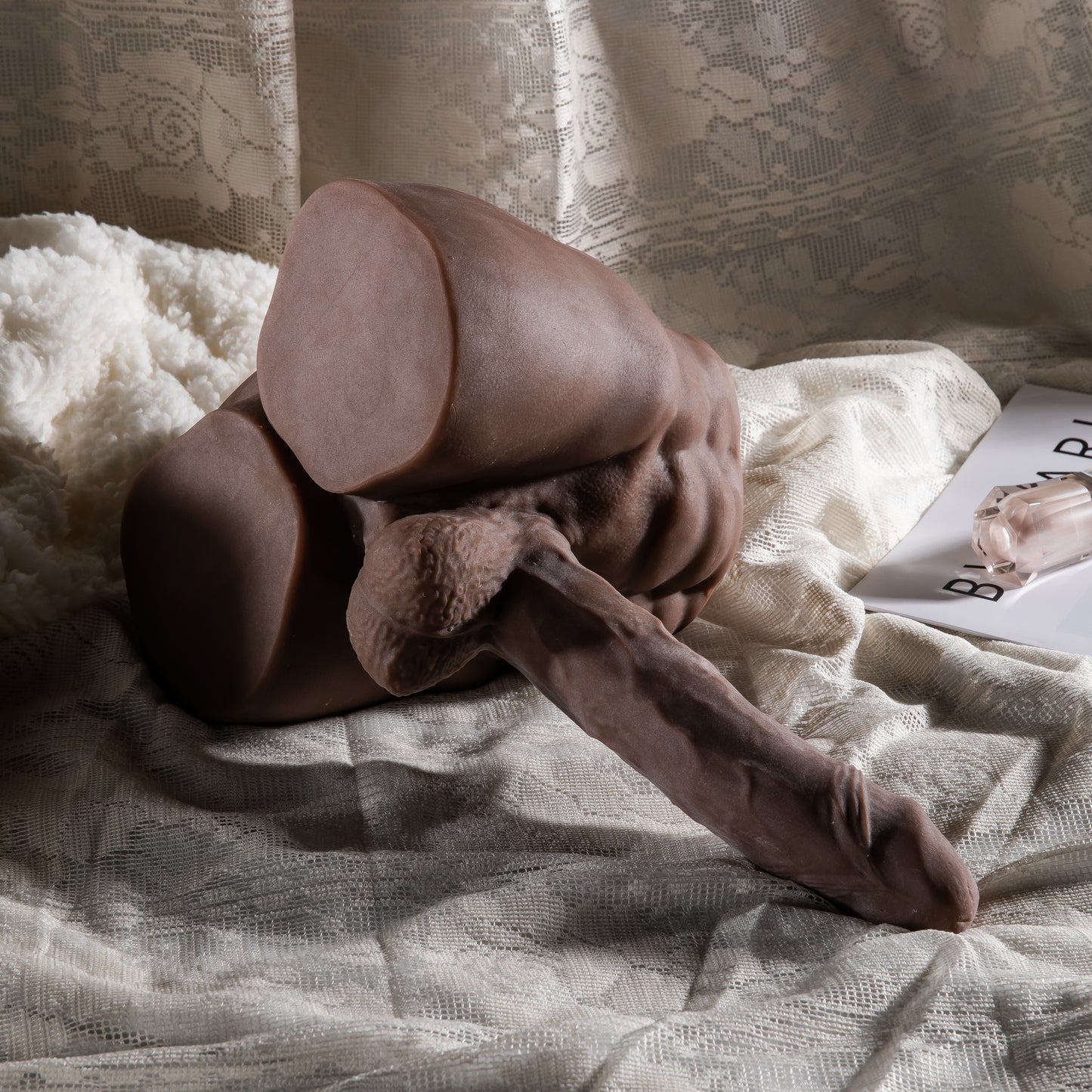 Bruin Getinte Body Masturbator met Grote Penis – 2.7 kg Heavy Realistisch Design voor Premium Ervaring