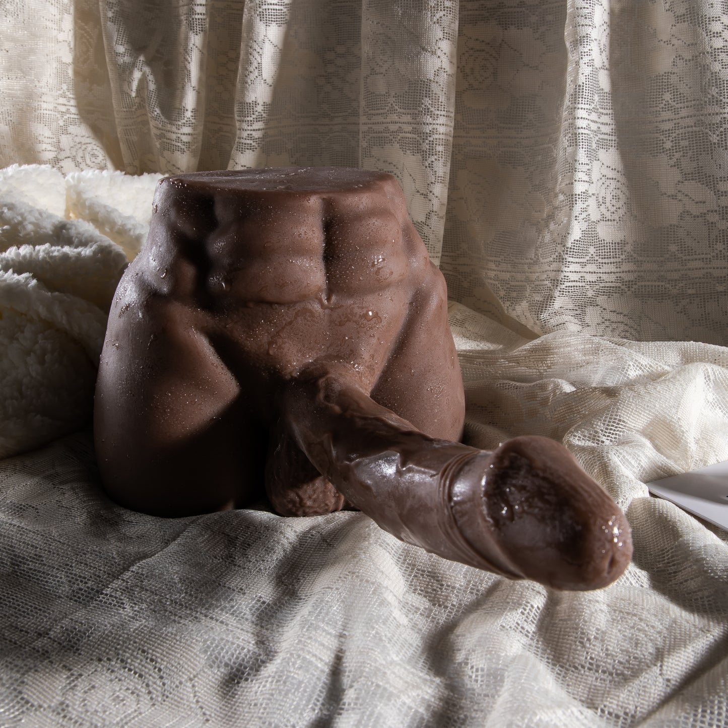 Bruin Getinte Body Masturbator met Grote Penis – 2.7 kg Heavy Realistisch Design voor Premium Ervaring