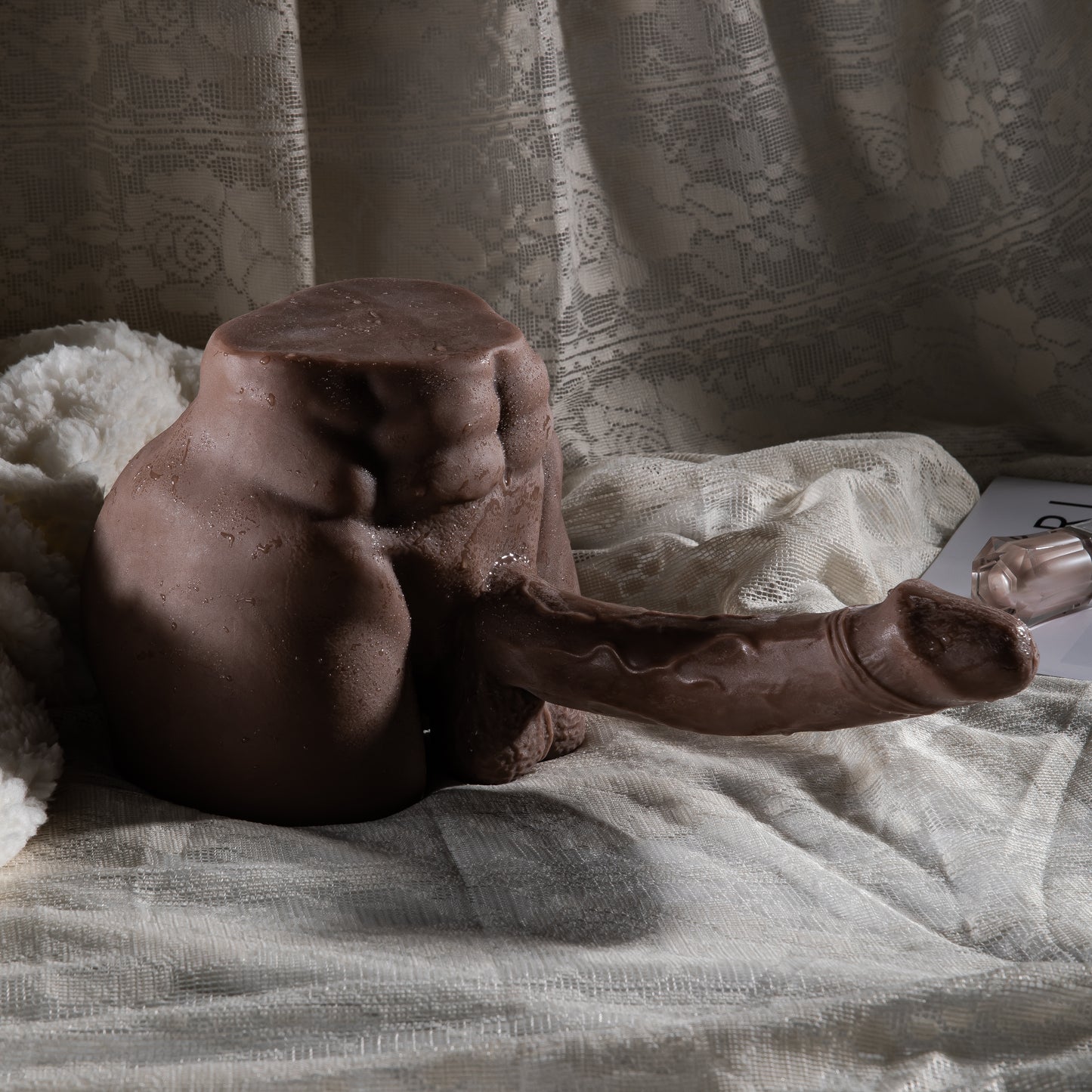 Bruin Getinte Body Masturbator met Grote Penis – 2.7 kg Heavy Realistisch Design voor Premium Ervaring