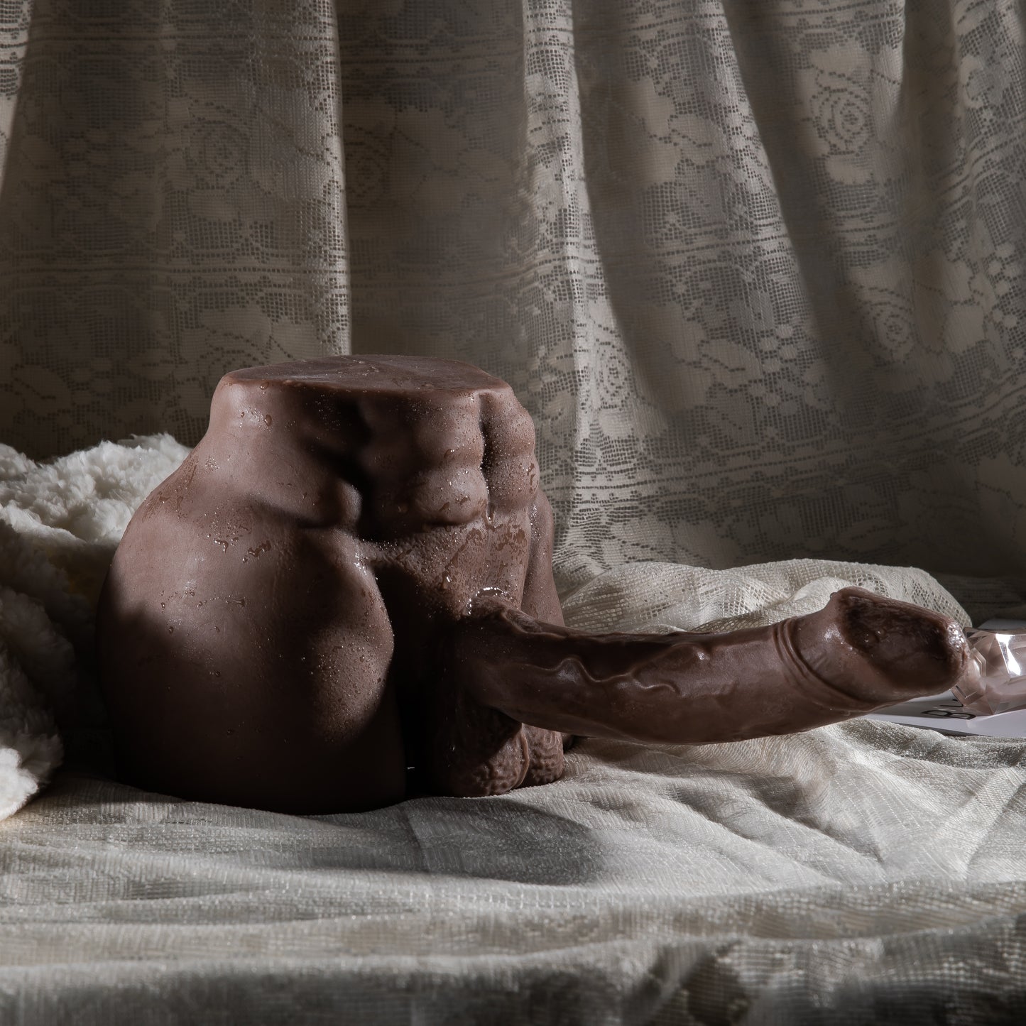 Bruin Getinte Body Masturbator met Grote Penis – 2.7 kg Heavy Realistisch Design voor Premium Ervaring