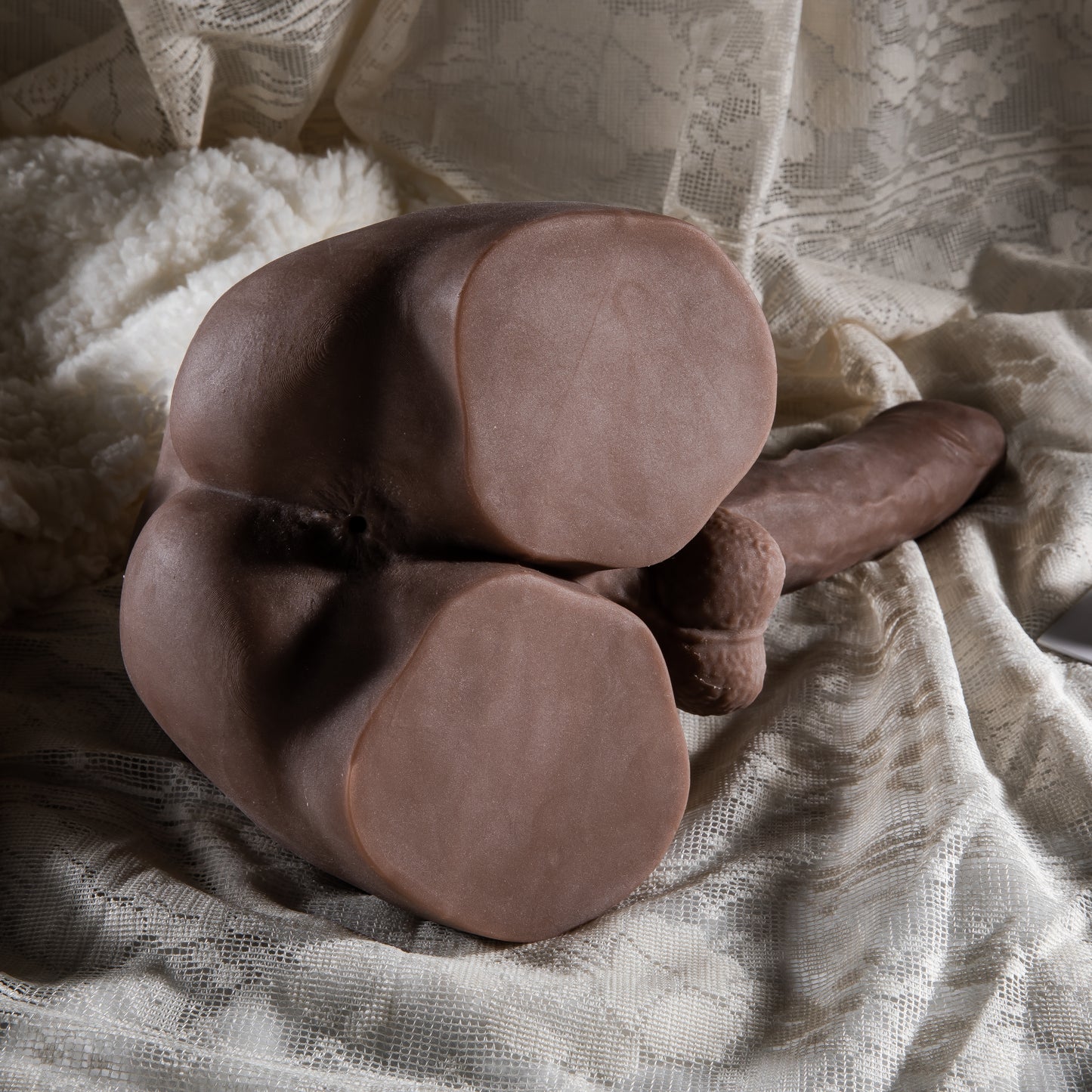 Bruin Getinte Body Masturbator met Grote Penis – 2.7 kg Heavy Realistisch Design voor Premium Ervaring