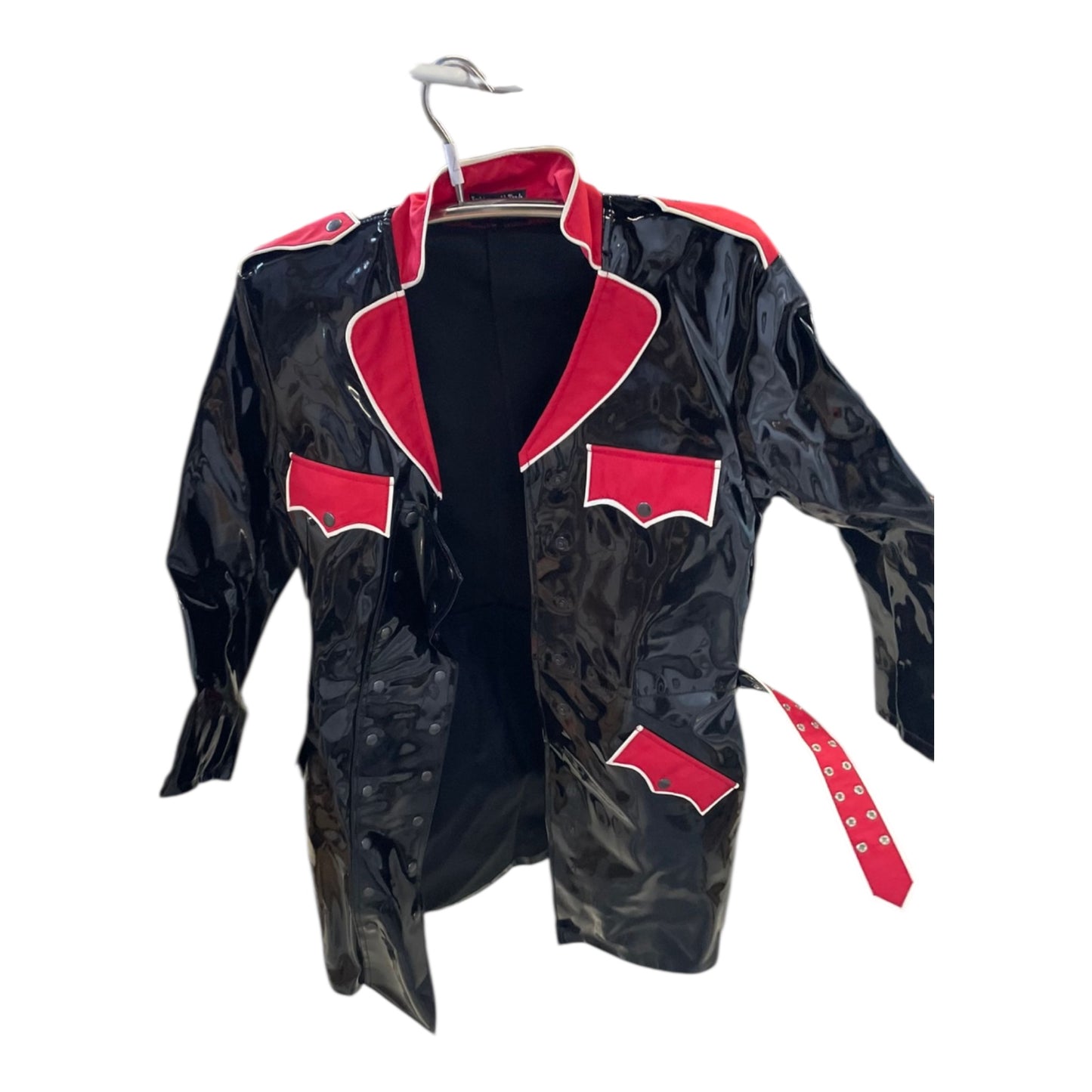 FashionWorld Kinky Glanzende Zwarte Lange Jas met Rode Accenten – Maat XL