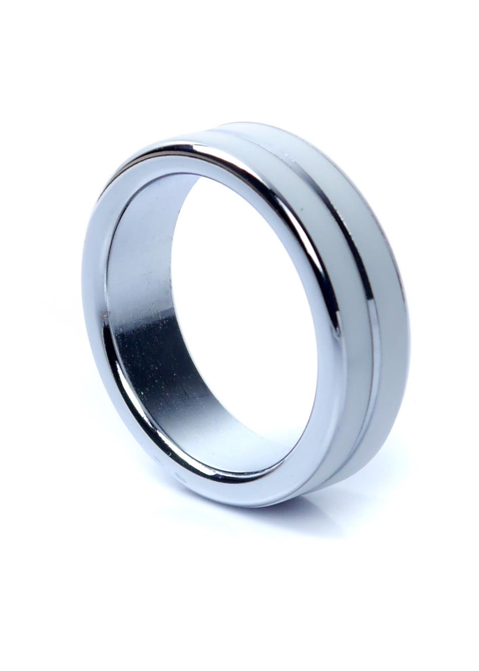 Bossoftoys - 64-00105 - Luxury Design metal Cockring - Inner diameter 4 cm - Outer diameter 5 cm